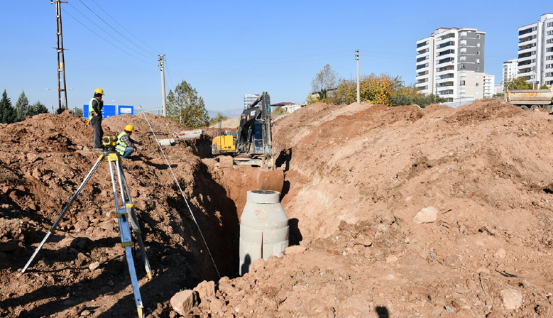 Üngüt’te Yeni Altyapı Çalışmaları Sürüyor