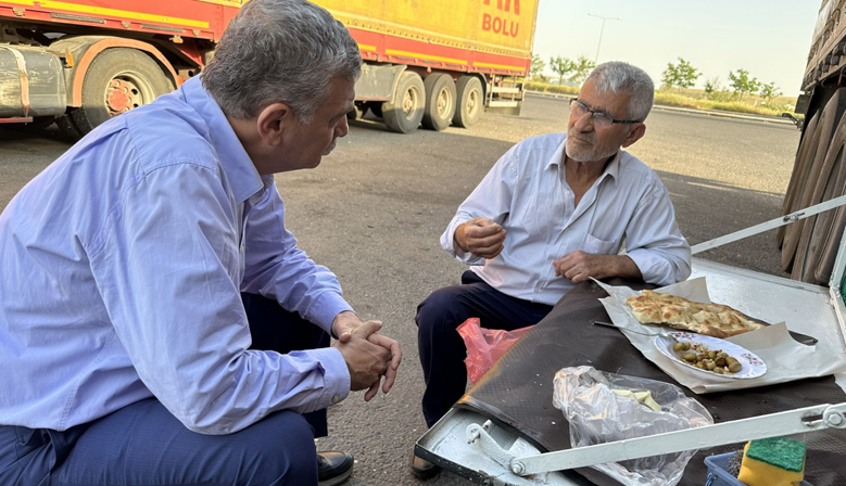 Sınıra Uzanan Vefa Eli Celalettin Güvenç’ten
